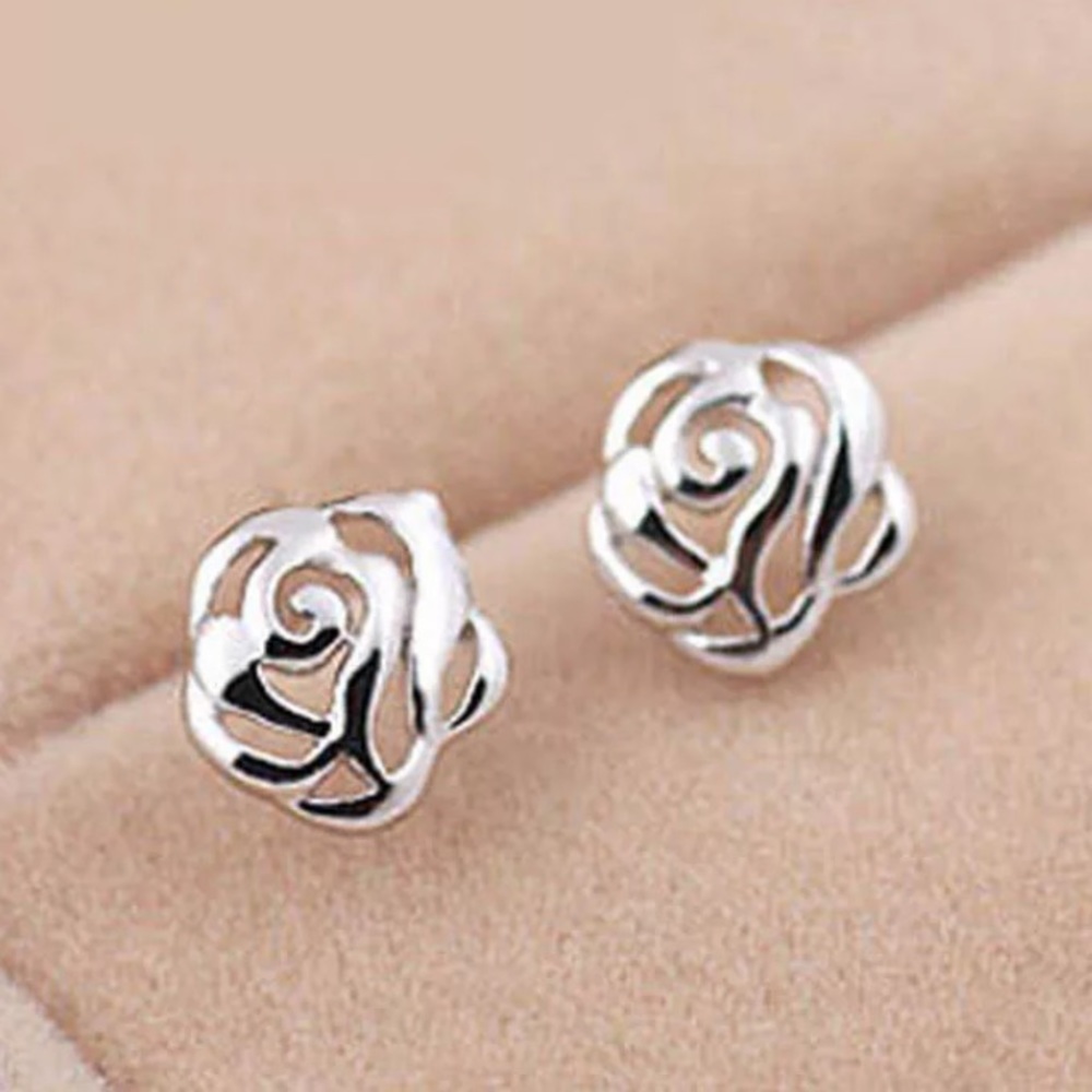 ROSE SILHOUETTE STUD EARRINGS